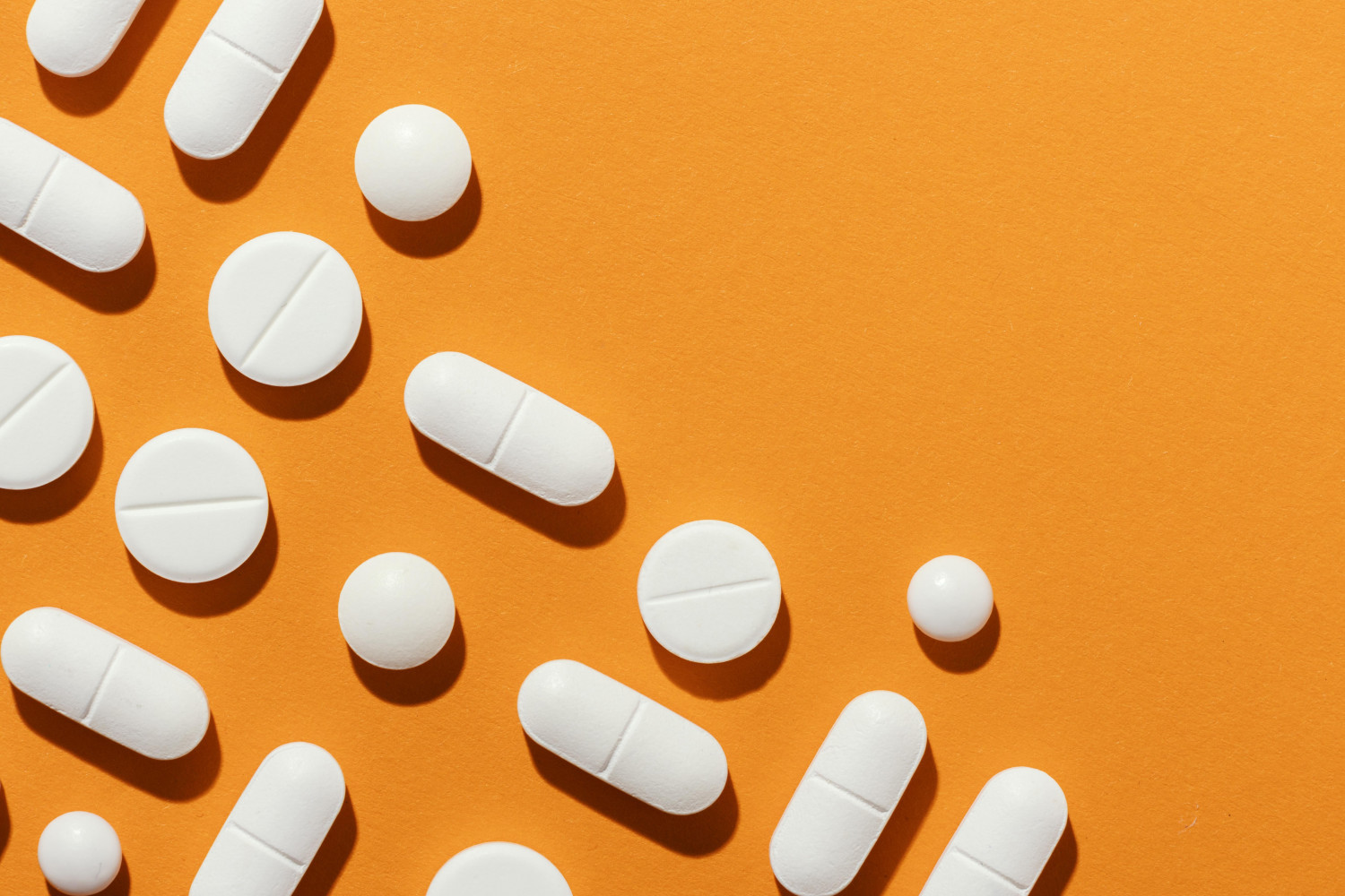 Росстат отчитался о росте цен на лекарства на 0,7% в декабре 2021 года .