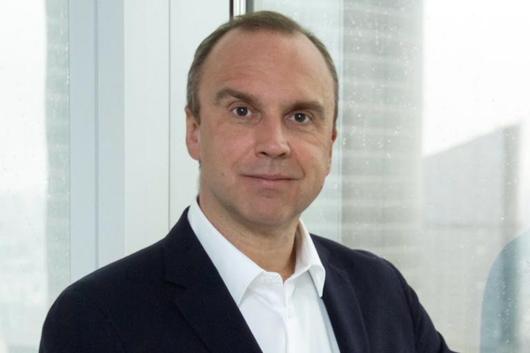 Денис Патрашев перешел в Sandoz