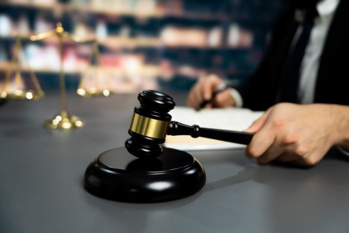 Суд приостановил исполнение контракта по 14 ВЗН по иску прокуратуры