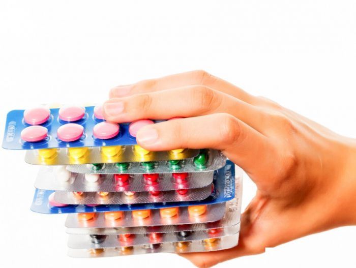 В мае аптеки продали меньше всего упаковок лекарств с начала года