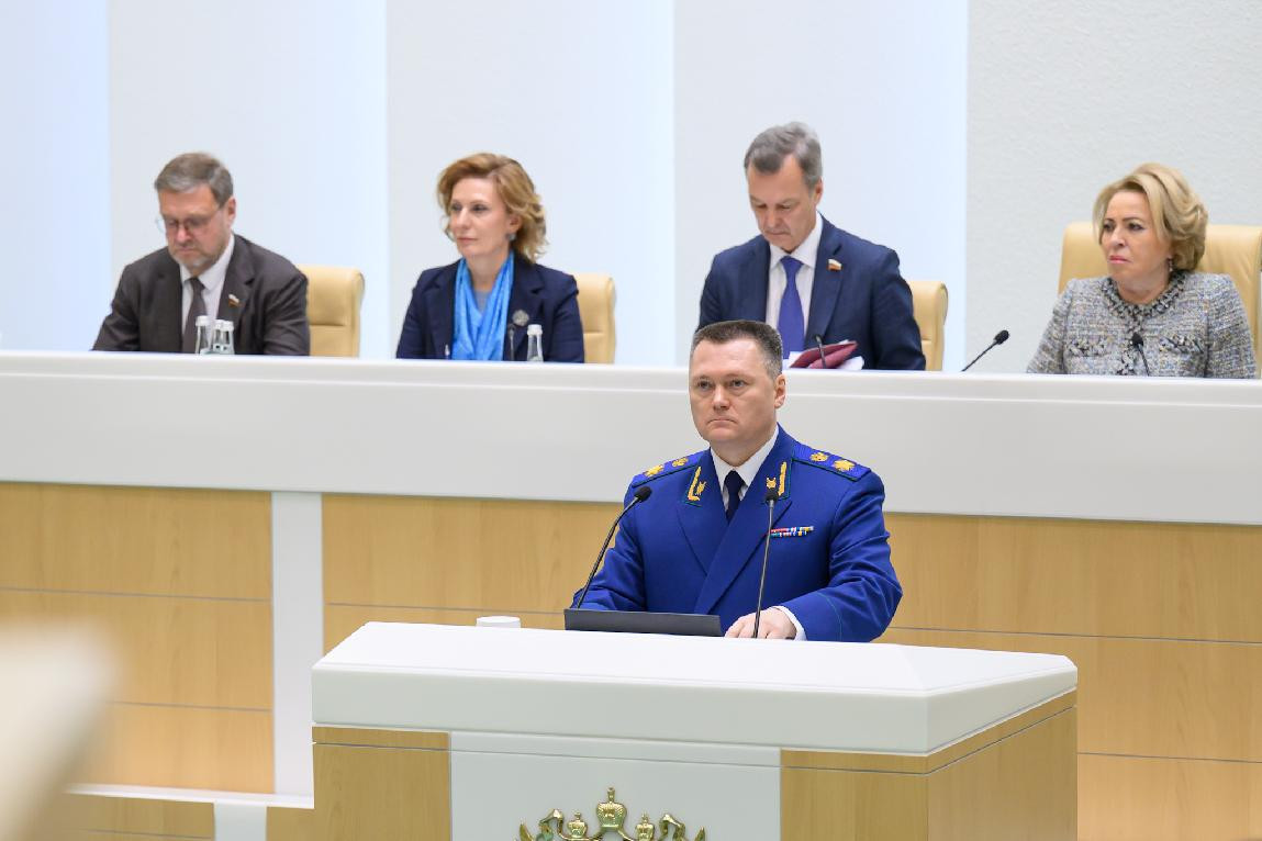 В 16 регионах завели дела из-за закупок завышенных объемов лекарств