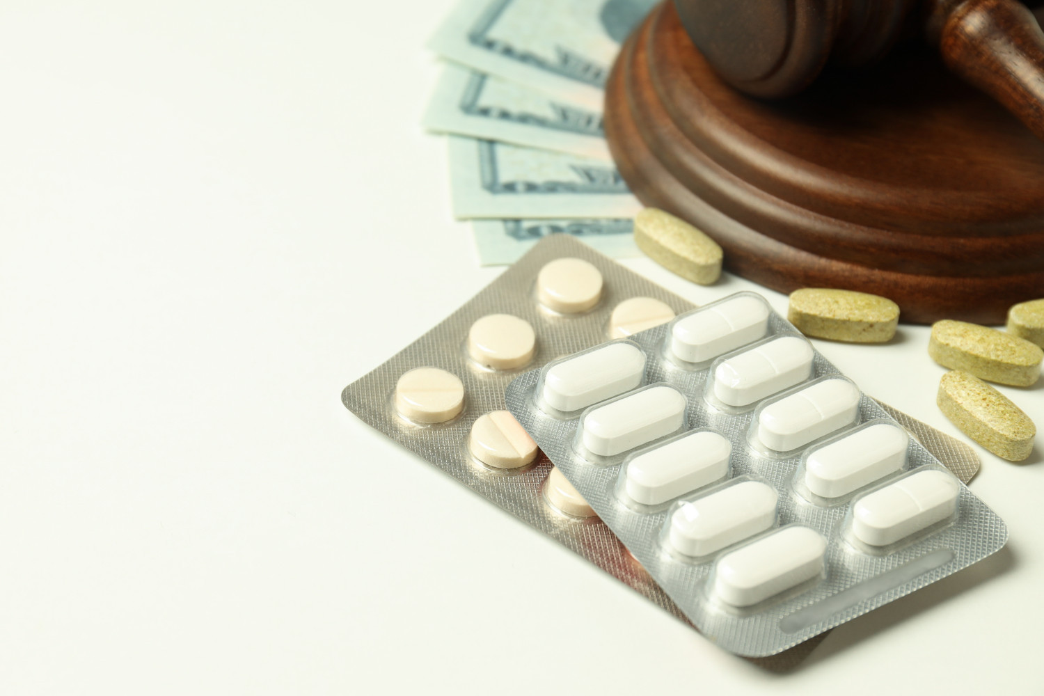 Sandoz подала иск против Amgen за ограничение конкуренции на препарат «Энбрел»