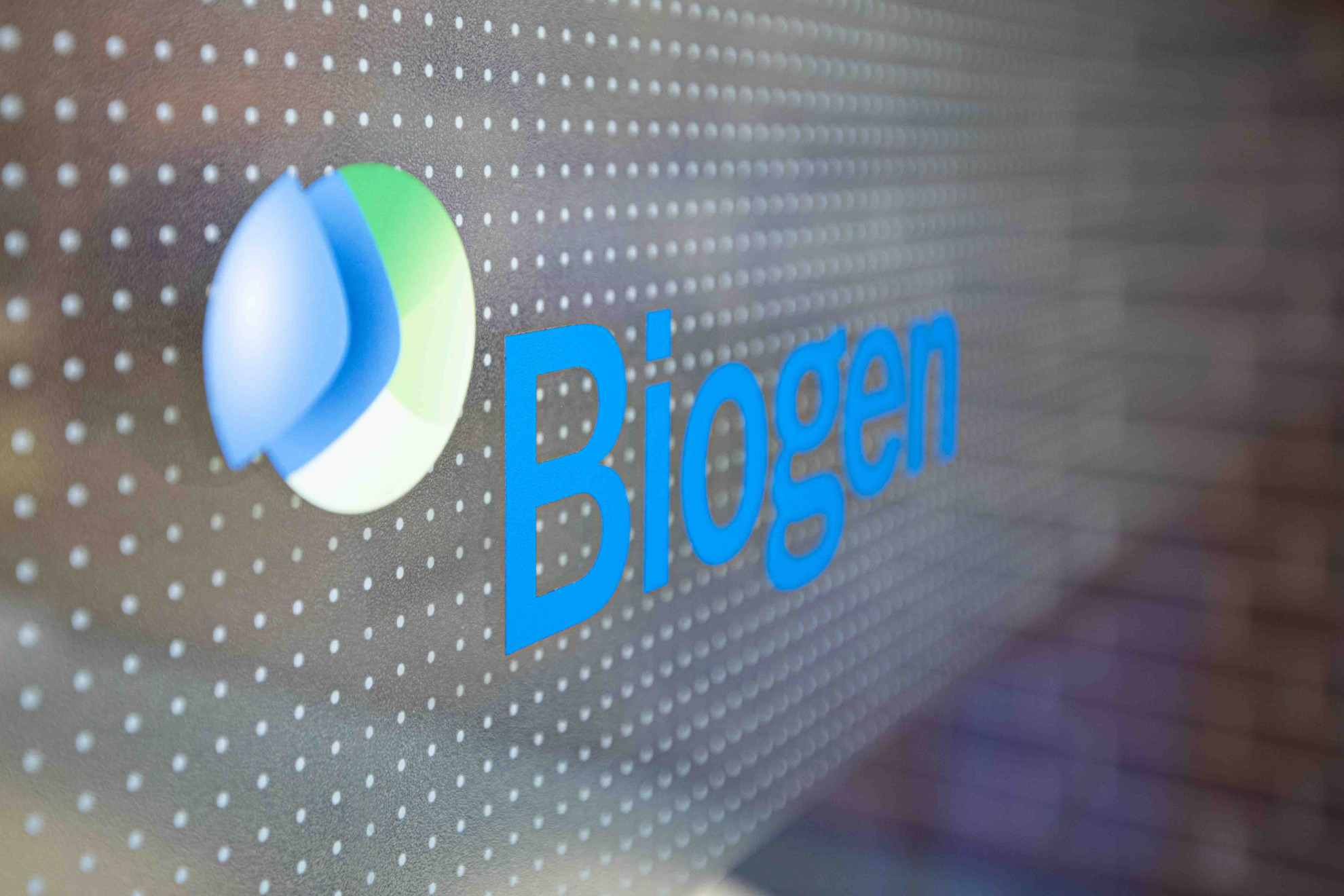 Biogen прекратила работу над генными терапиями на основе аденоассоциированных вирусов