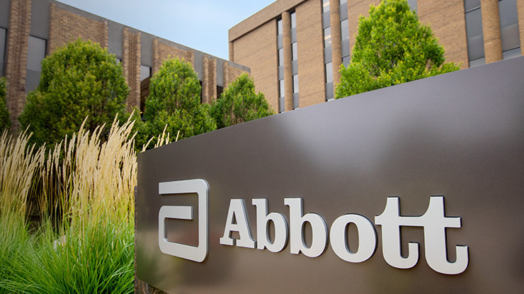 Abbott заключила крупнейшую сделку в сфере здравоохранения с 2024 года
