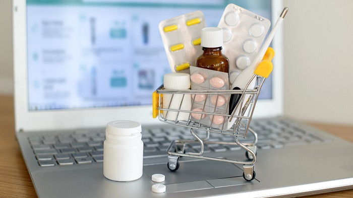 Продажи лекарств через e-com обогнали онлайн-продажи продуктов питания